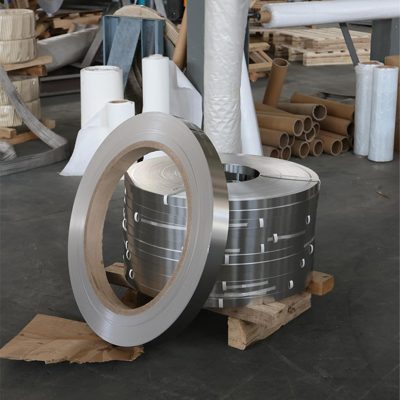 Why is 301 stainless steel band can be use in producing dry bag ferrules?